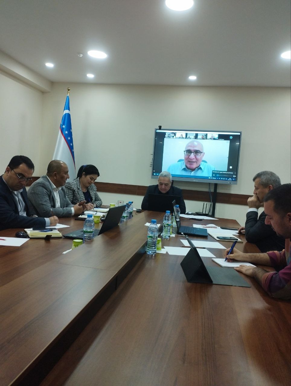 Oʻzbekiston Fanlar akademiyasi Tarix instituti va Ozarbayjon Fanlar akademiyasi Tarix va etnologiya instituti oʻrtasida uchrashuv