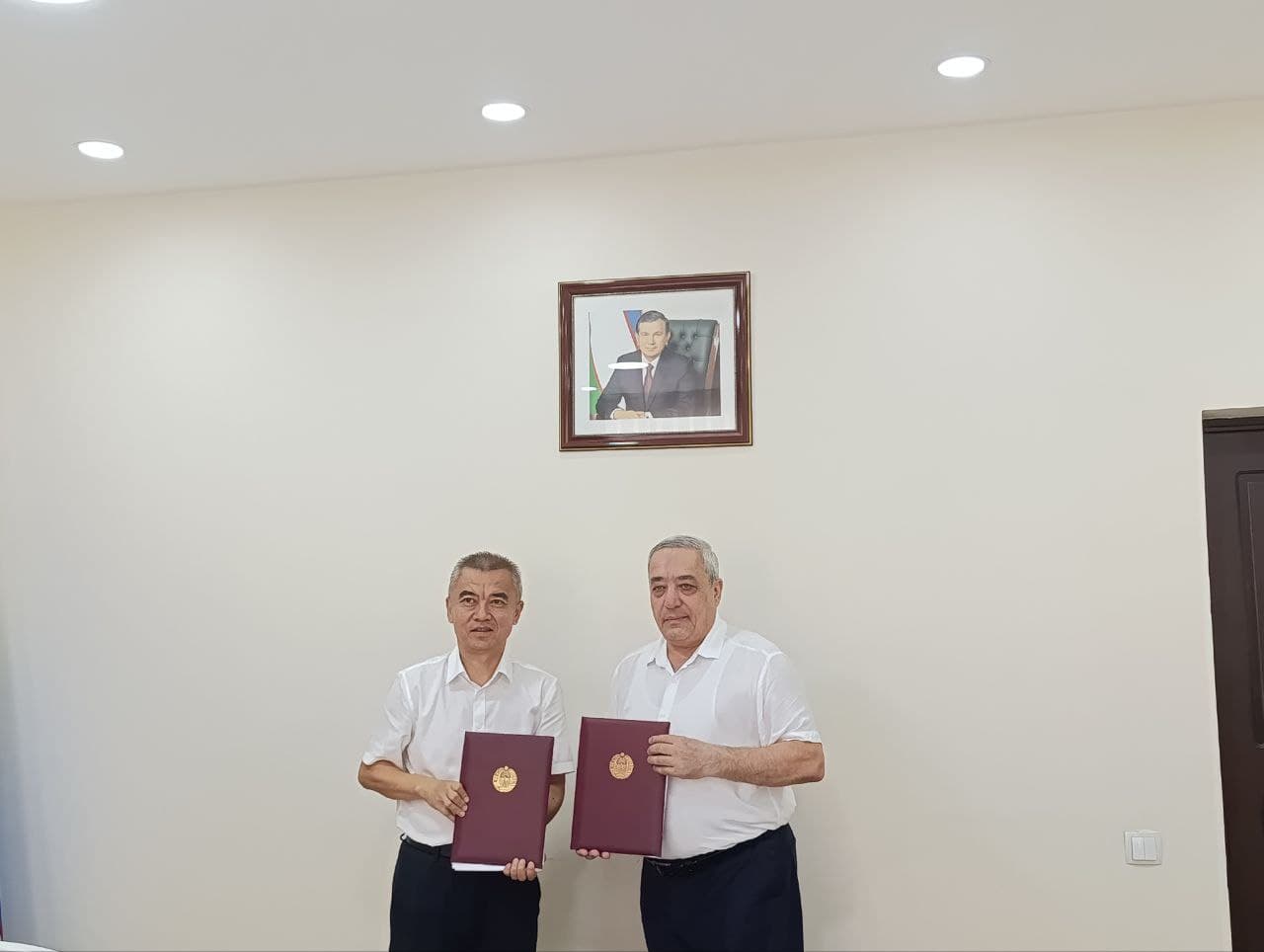Tarix institutida Xitoyning Shinjon Ijtimoiy fanlar akademiyasi vitse-prezidenti hamda akademiyaning Markaziy Osiyo instituti vakillari bilan uchrashuv bo‘lib o‘tdi