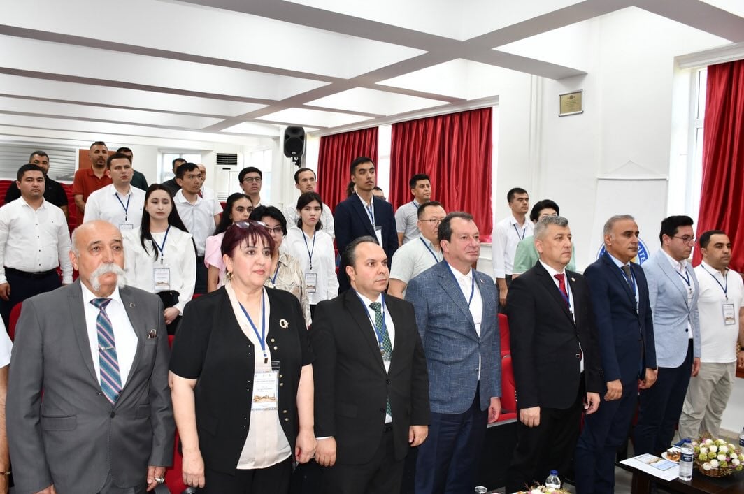 “Turk dunyosi yosh tarixchilarining 5-yozgi o‘qishlari” doirasida Dijle universitetida O‘zbekiston – Turkiya tarix ilmiy gurungi